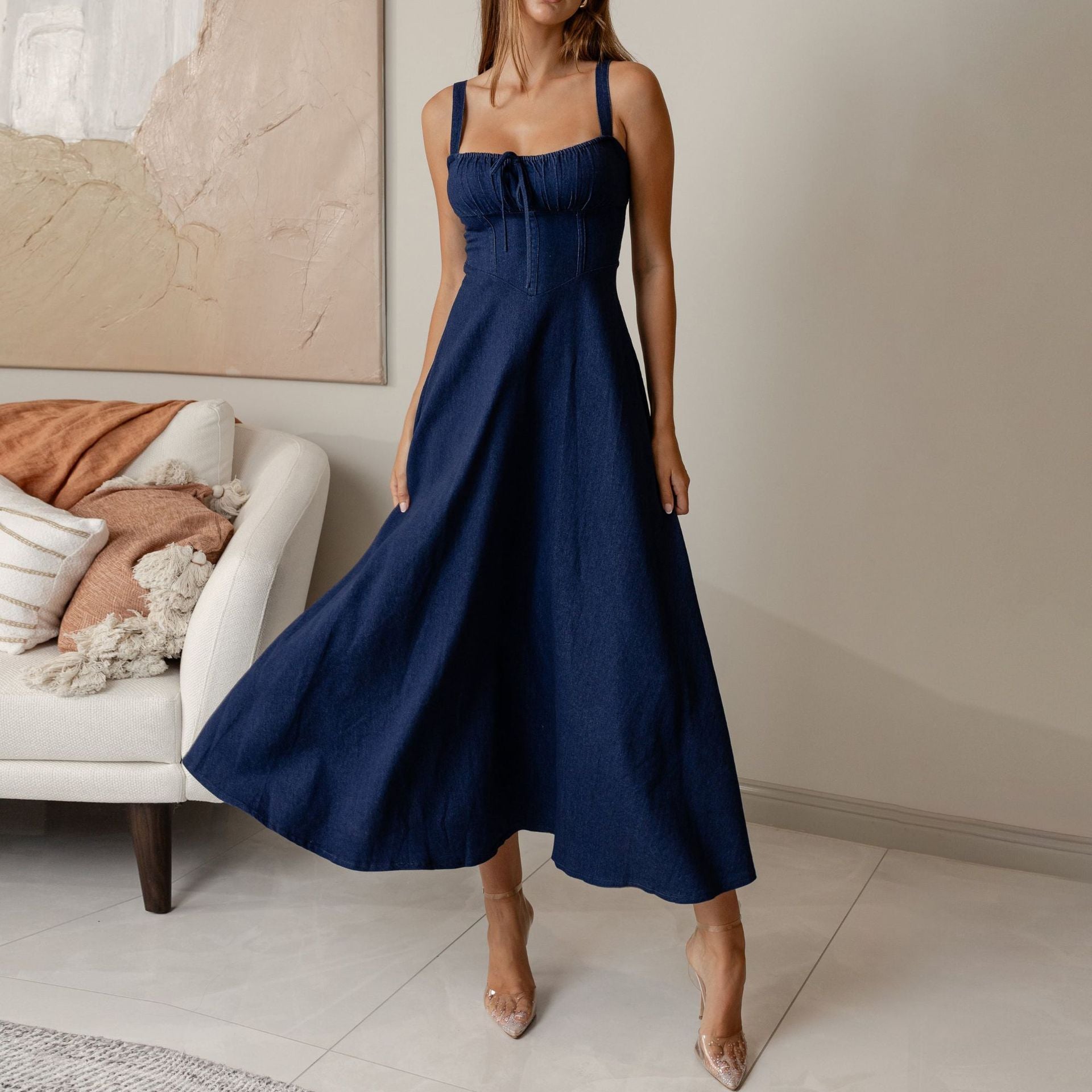 Damen Midikleid mit Bindegürtel und schwingendem Rock