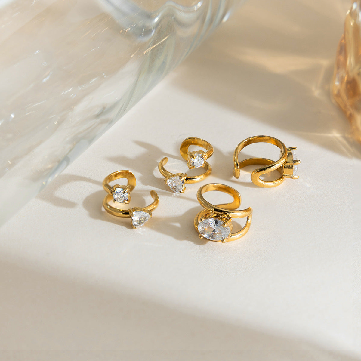 Damen Offener Ring mit elegantem Kristall-Design aus hypoallergenem Edelstahl Shop Nory