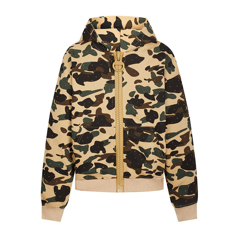 Damen Kapuzenjacke im Camouflage‑Print mit durchgehendem Reißverschluss, Kängurutasche und Rippbündchen Shop Nory