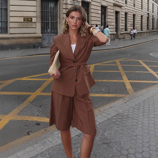 Damen Leinen-Mix taillierter Blazer mit Gürtel, 3/4-Ärmeln & Pattentaschen Shop Nory
