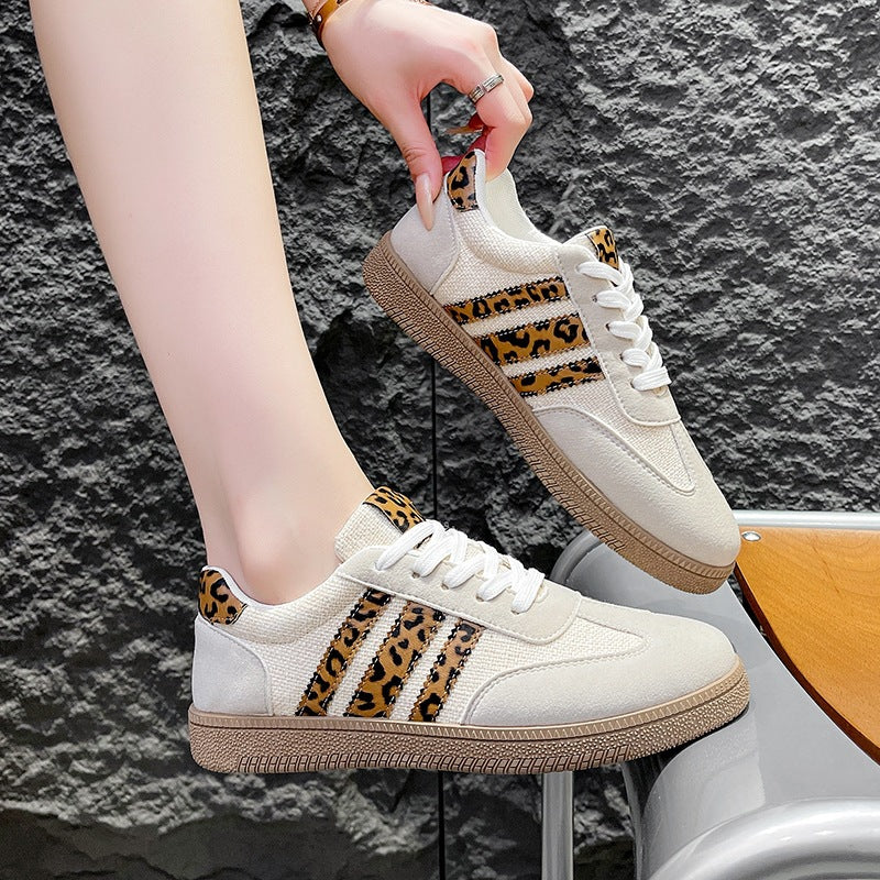 Damen Low-Top Sneaker mit Leoparden-Detail, Velours- und Textilmix Shop Nory