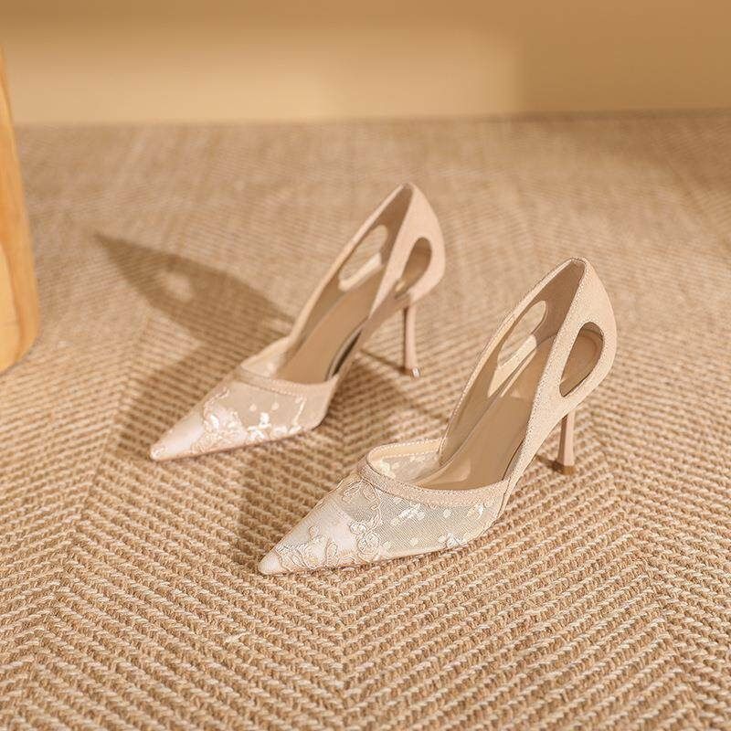 Damen elegante spitze High Heels mit floralem Spitzenmotiv Shopnory
