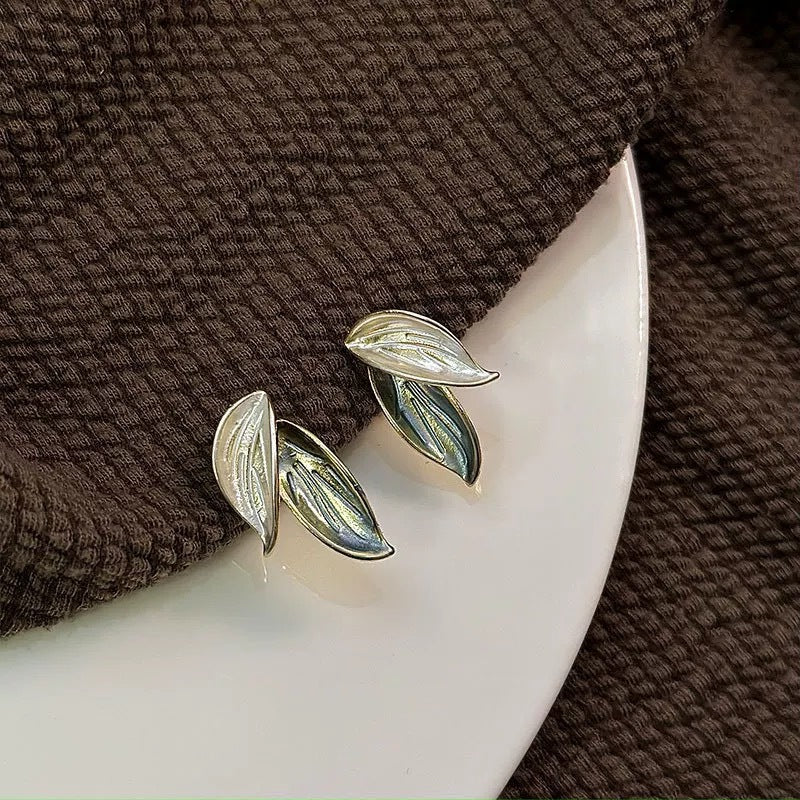 Damen Ohrstecker mit elegantem Blattdesign und hochwertigen Materialien Shop Nory