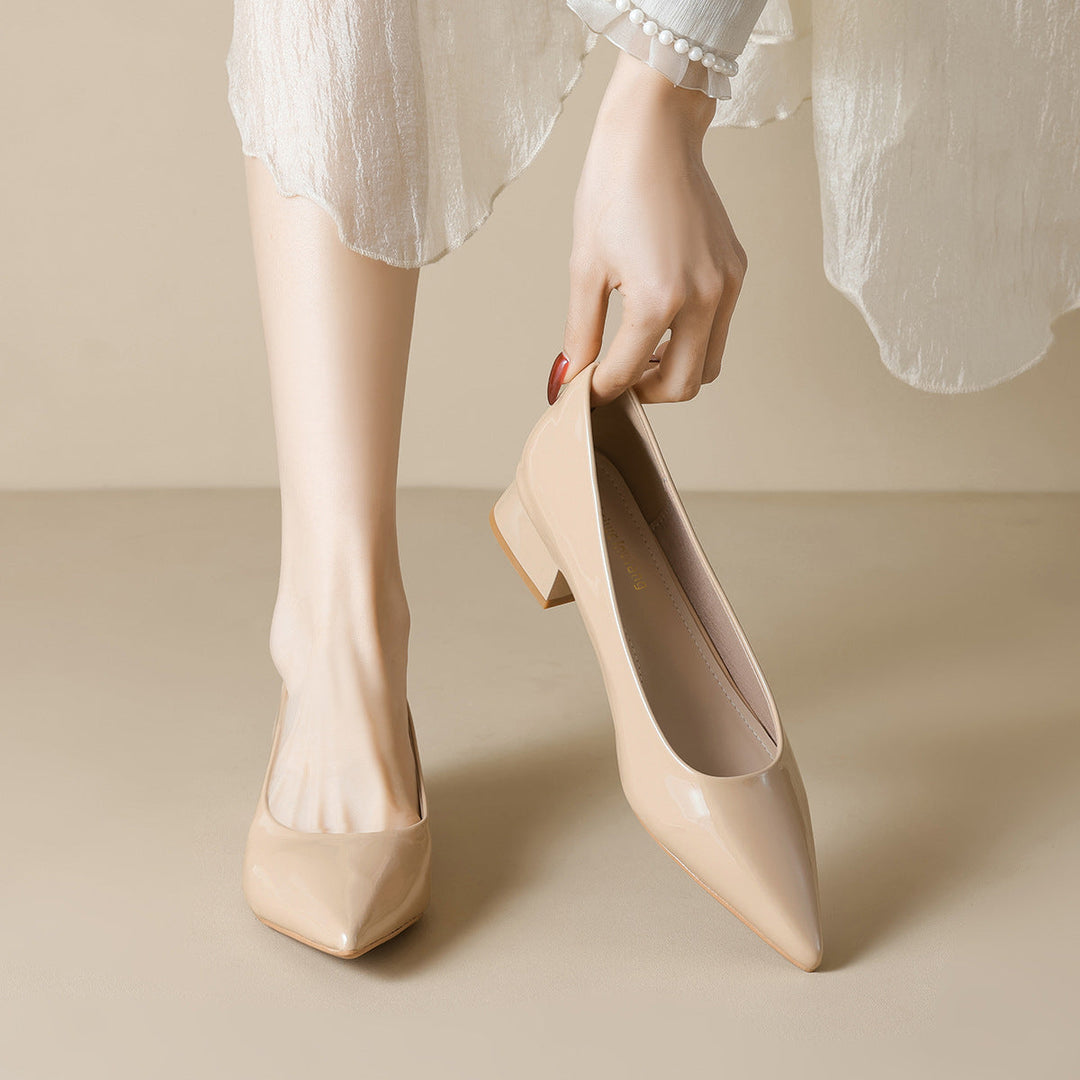 Damen elegante Ballerinas mit spitzem Zehenbereich und komfortablem Blockabsatz