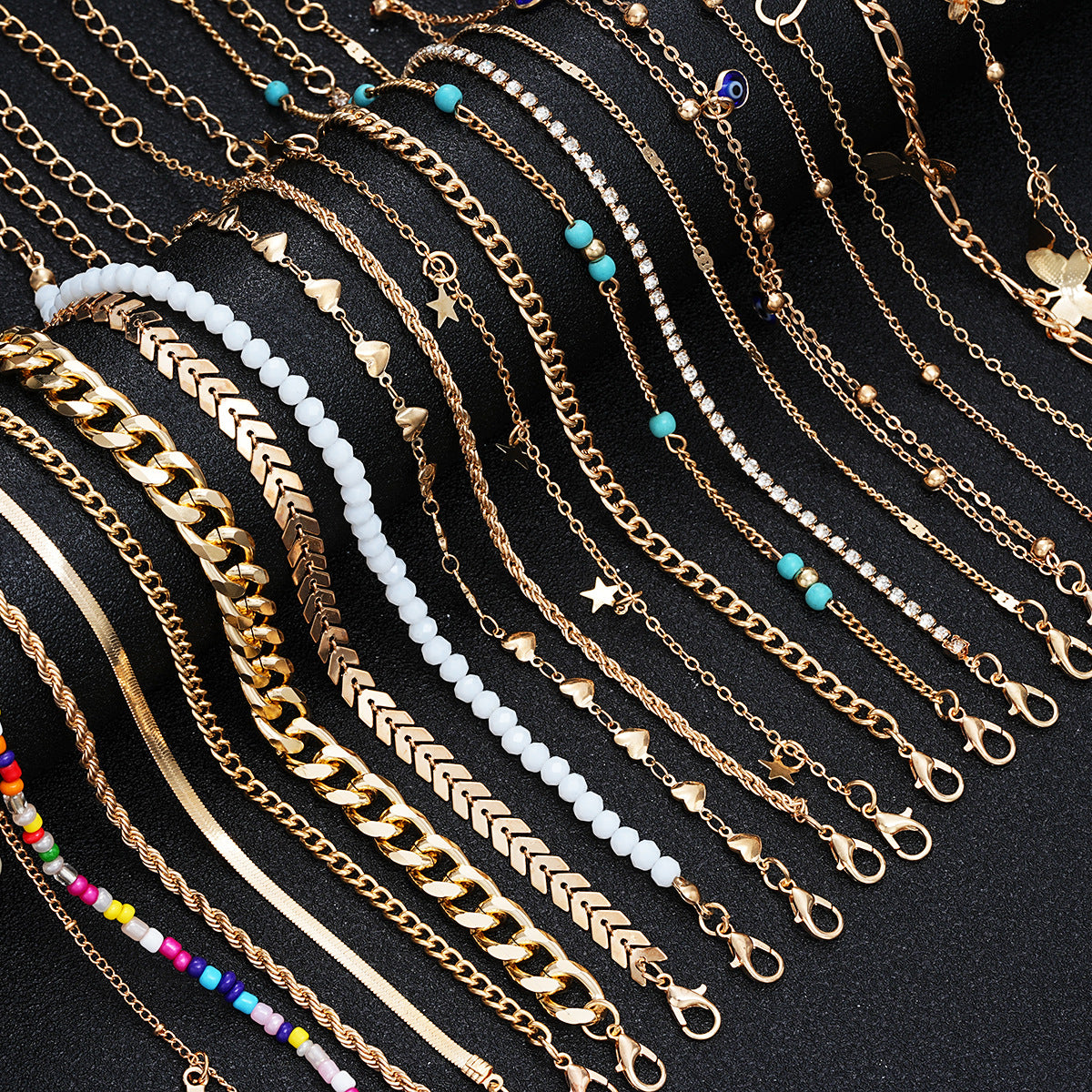 Damen Fußkettchen-Set mit zeitlosen goldenen und bunten Anhängern Shop Nory