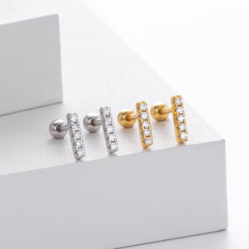 Damen Ohrstecker mit funkelnden Zirkon-Elementen in edler 925er Sterling Silber-Fassung Shop Nory