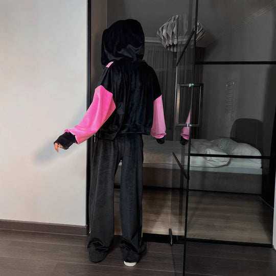 Damen kurze Velours-Zipperjacke mit V-förmigem Einsatz, überschnittenen Ärmeln und elastischem Saum Shop Nory