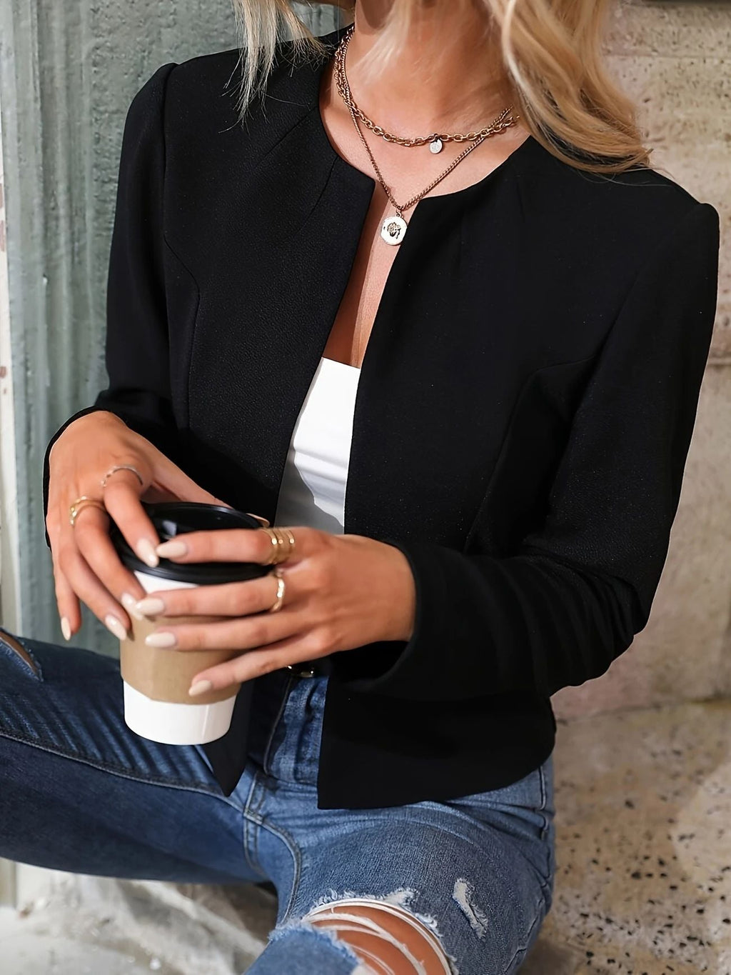Damen Feine Kurzjacke mit strukturiertem Design und eleganten Details