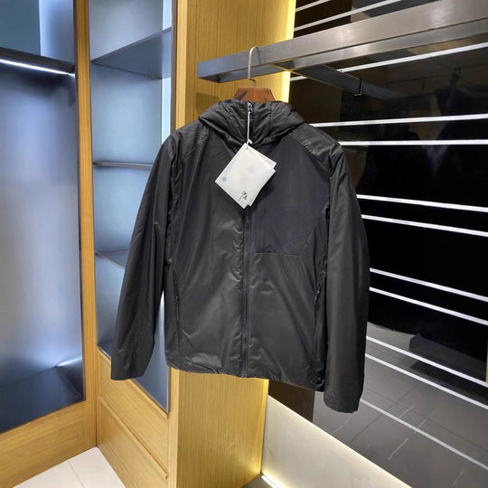 Damen Leichte wattierte Kapuzenjacke mit minimalistischer Outdoor-Isolierung Shop Nory