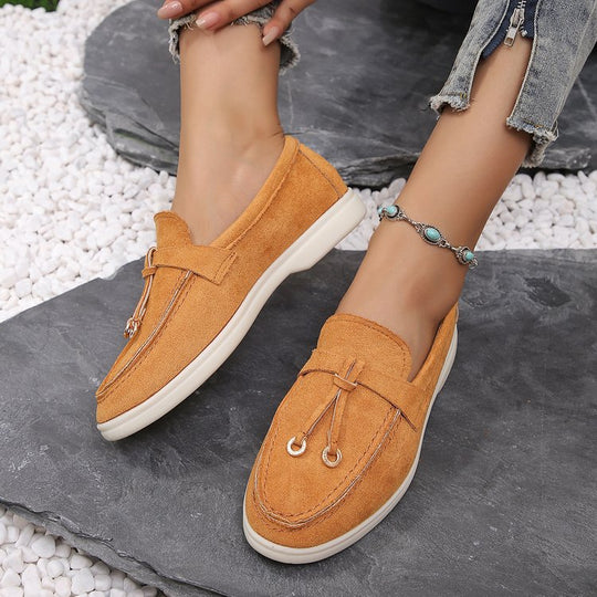 Damen Slipper-Loafer aus Velourslederoptik mit dekorativem Knotenriemen und leicht profilierter Gummisohle Shop Nory