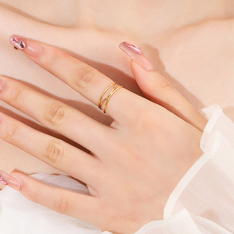 Damen eleganter Ring mit modernem, dreifachem Design Shop Nory