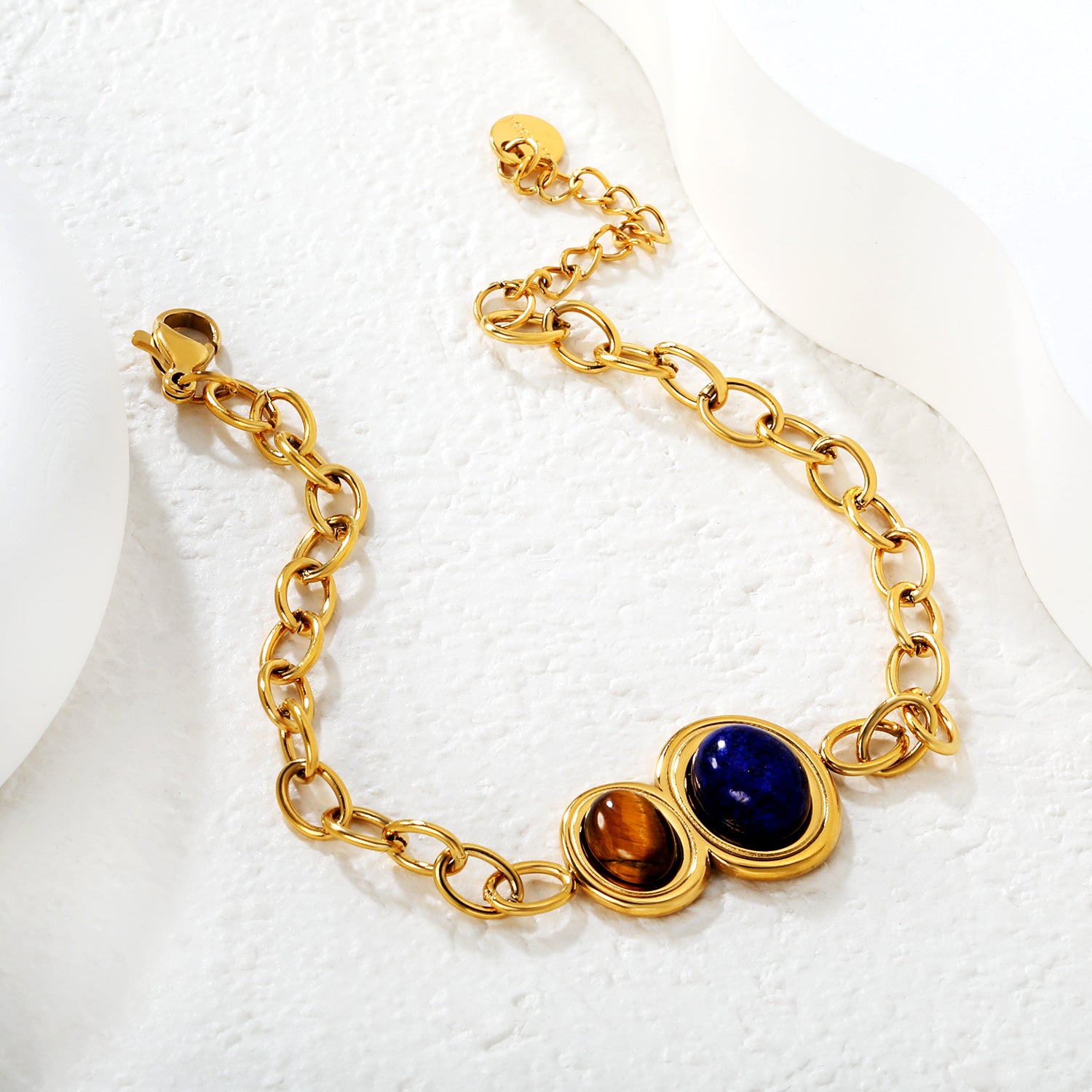 Damen Armband mit edlen Steinelementen und hochwertiger Goldbeschichtung Shop Nory