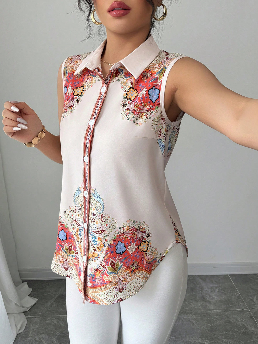 Damen Ärmellose Hemdbluse mit Kentkragen, A-Linien-Silhouette und durchgehender Knopfleiste Shop Nory