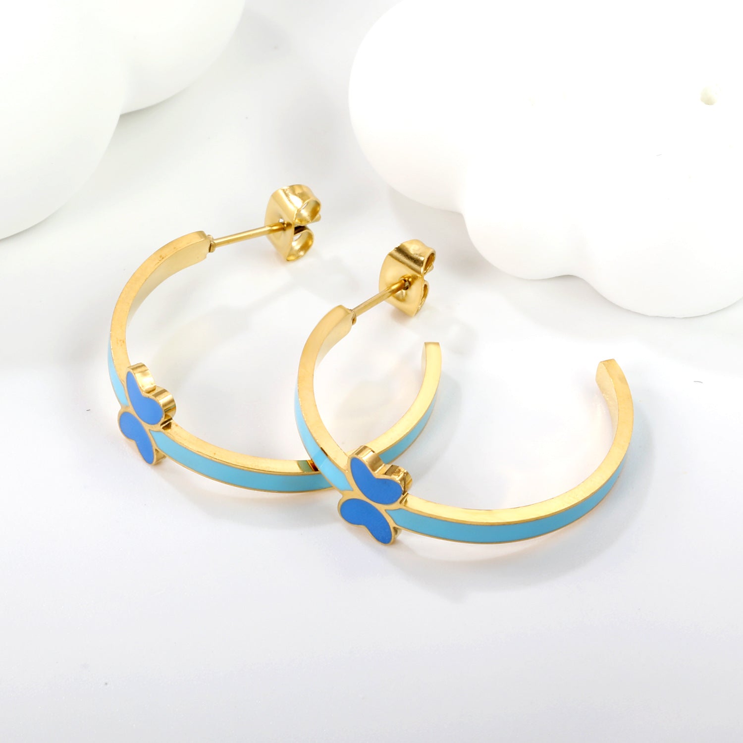 Damen Creolen mit buntem Schmetterlingsmotiv und hochwertiger Goldbeschichtung Shop Nory