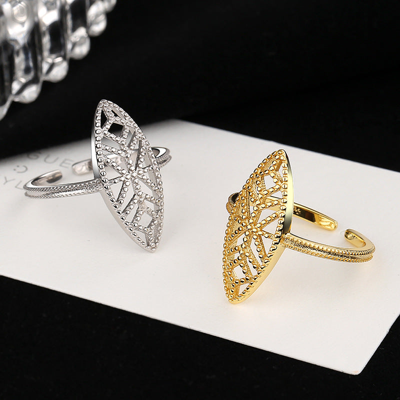 Damen Offener Ring mit kunstvollem Blattdesign und filigranen Details Shop Nory
