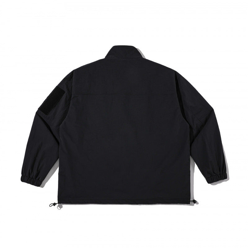 Unisex Leichte Technical-Utility Jacke mit Stehkragen, Reißverschlusstaschen und Kordelzugsaum Shop Nory