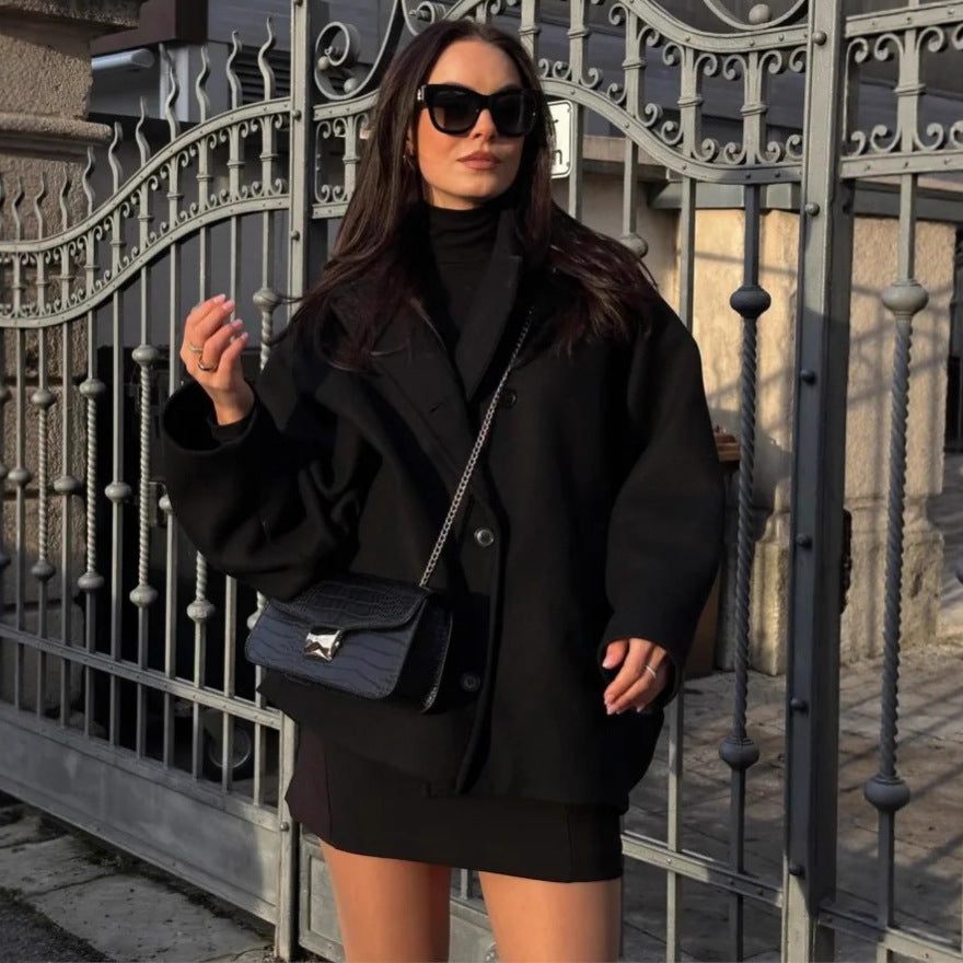 Damen Kurz geschnittener Oversize-Wollmix-Caban mit weitem Revers und kastiger Silhouette Shop Nory
