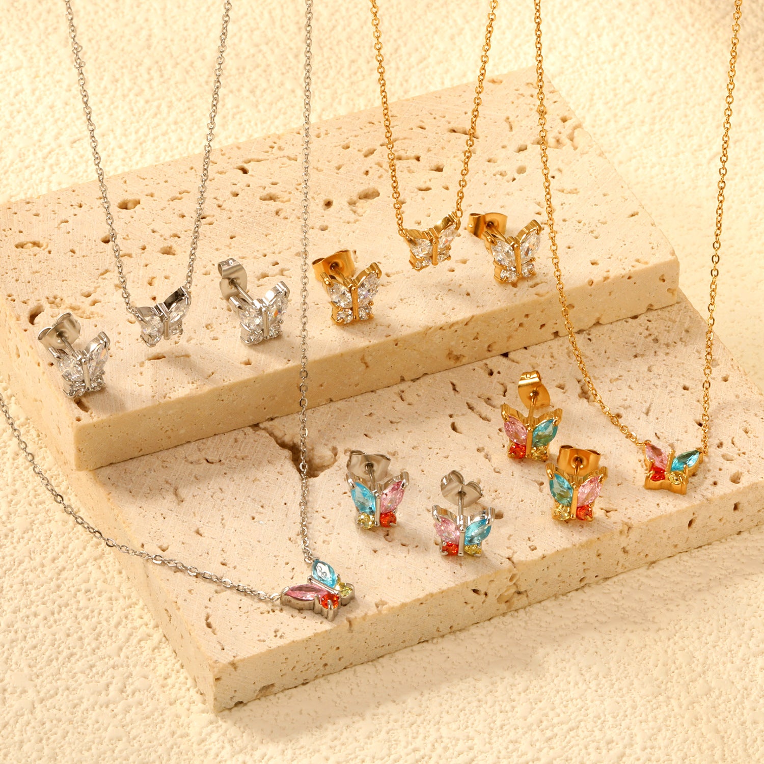 Damen Schmuckset mit funkelndem Schmetterlingsdesign aus Edelstahl und Zirkonia Shop Nory