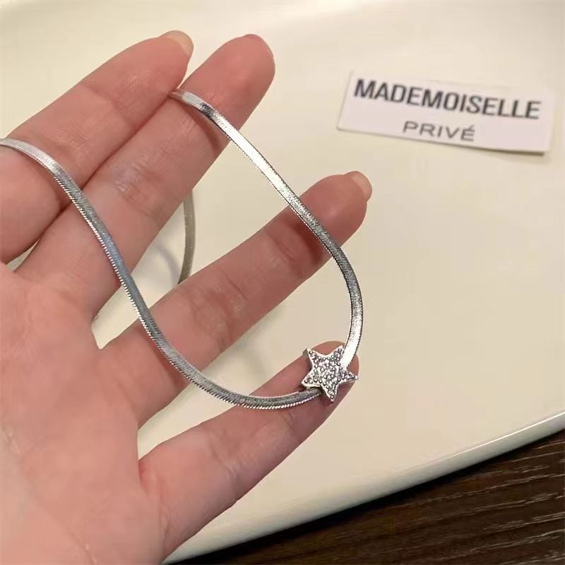 Damen sternförmige Halskette aus hochwertigem Edelstahl Shop Nory