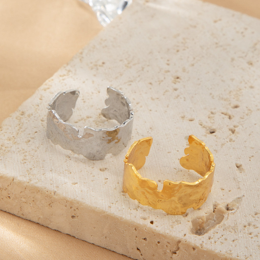 Damen Goldring mit einzigartiger Kantenstruktur Shop Nory