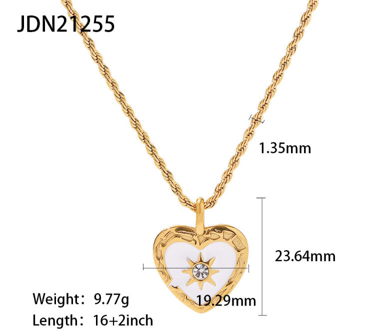 Damen Halskette mit detailverliebt gestaltetem Sonnen- und Mondanhänger Shop Nory