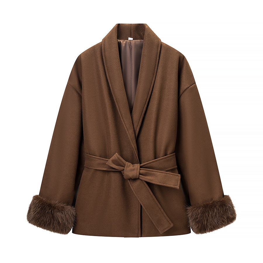 Damen Wickel-Mantel mit Bindegürtel und Fellbesatz an den Ärmeln Shop Nory