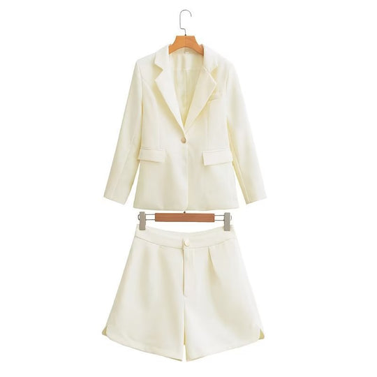 Damen Tailliertes Blazer- und Shorts-Set mit Korsagen-Croptop Shop Nory