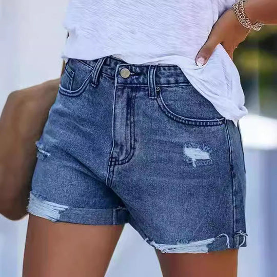 Damen Denim-Shorts im modischen Destroyed-Look mit lässigem Schnitt