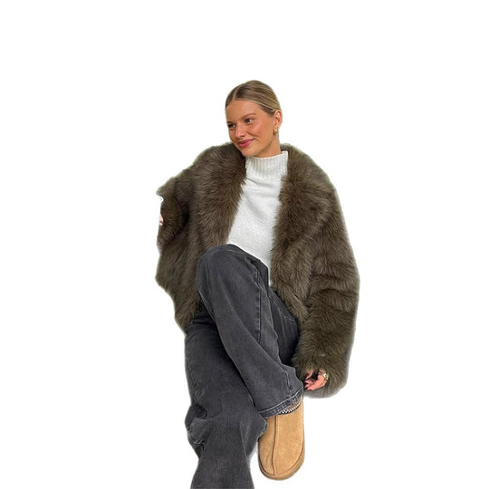 Damen Boxy-Kunstfelljacke mit voluminösem Schalkragen und weicher Teddystruktur Shop Nory