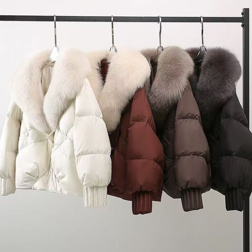 Damen nan kurze wattierte Jacke mit üppigem Fellkragen in Felloptik und taillierendem Kordelzug Shop Nory