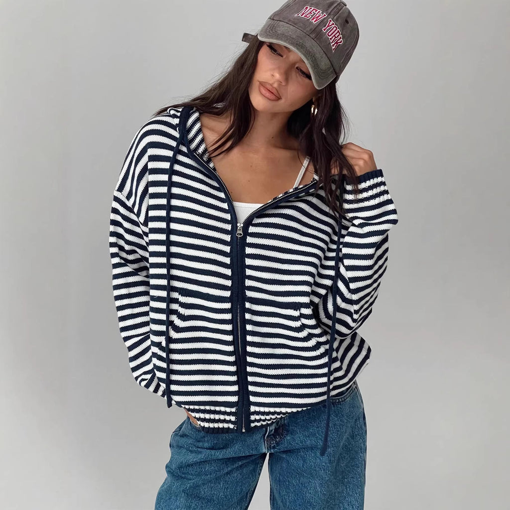 Damen Cardigan im gestreiften Design mit hochwertigem Reißverschluss und lässigem Schnitt Shopnory