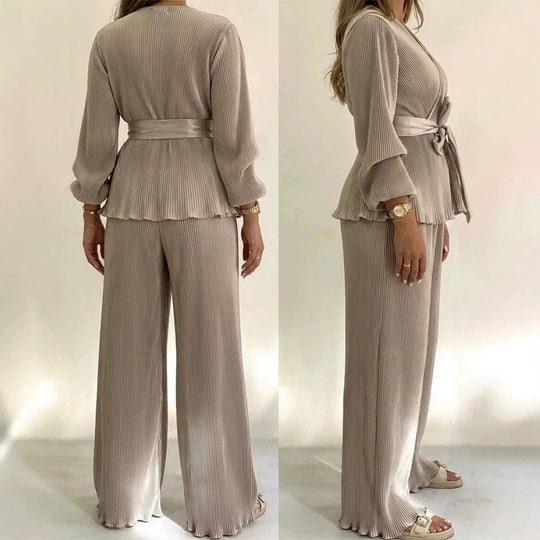Damen Eleganter Plissee-Zweiteiler mit Wickelshirt, Taillengürtel und weitem Bein Shop Nory