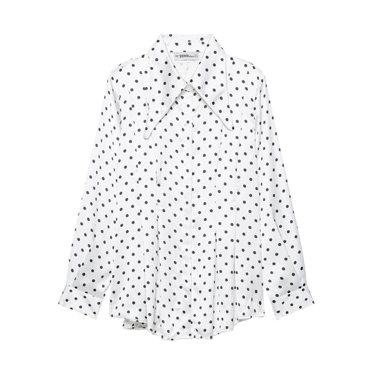 Damen Oversized Satinbluse mit übergroßem spitzem Kragen und Plissée-Detail Shop Nory