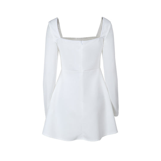 Damen tailliertes Skater-Minikleid mit quadratischem Ausschnitt und langen Ärmeln Shop Nory