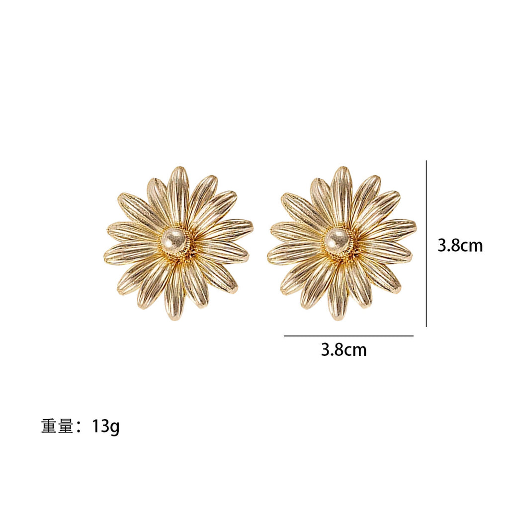 Damen Ohrstecker im filigranen Blütendesign Shop Nory