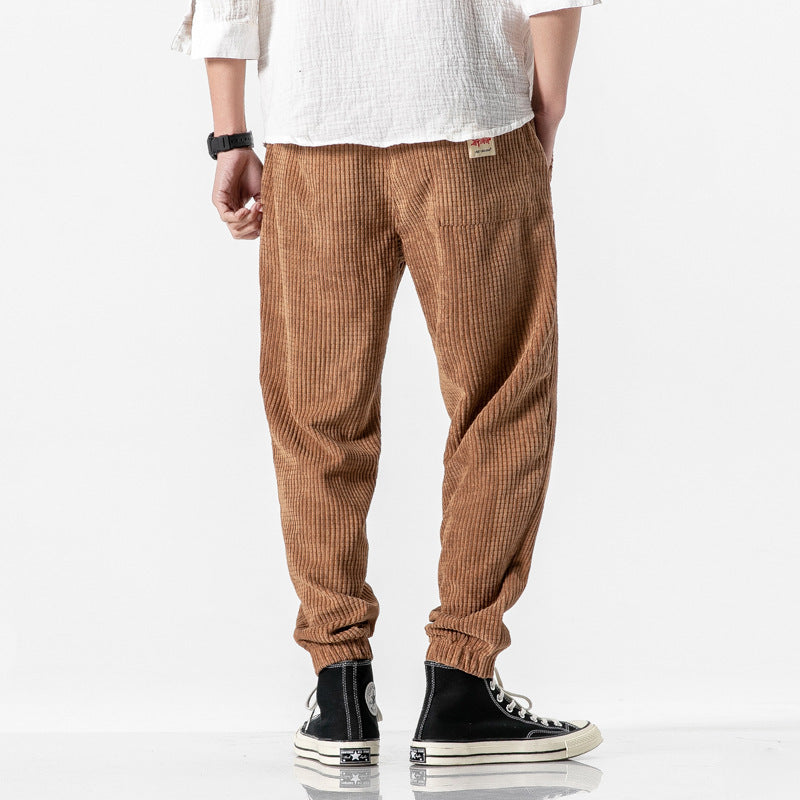 Herren Cordhose im Jogger‑Stil aus Cordvelours mit elastischem Bund und gerippten Beinabschlüssen Shop Nory