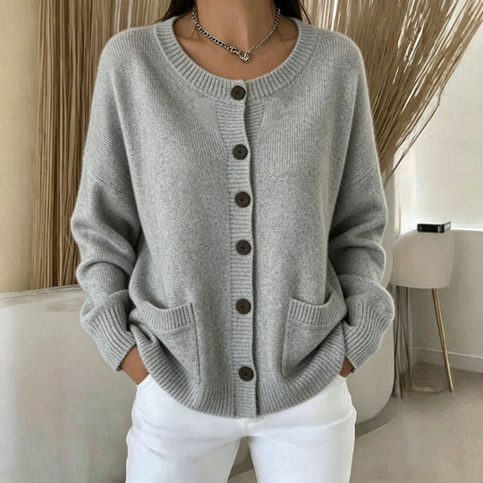 Damen Knopf-Cardigan mit Rundhals, aufgesetzten Taschen und Raglanärmeln Shop Nory