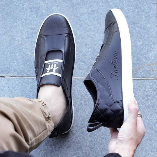 Damen Lässige Slip-On Sneaker in Lederoptik mit gesteppter Fersenpartie und kontrastierter Gummisohle Shop Nory