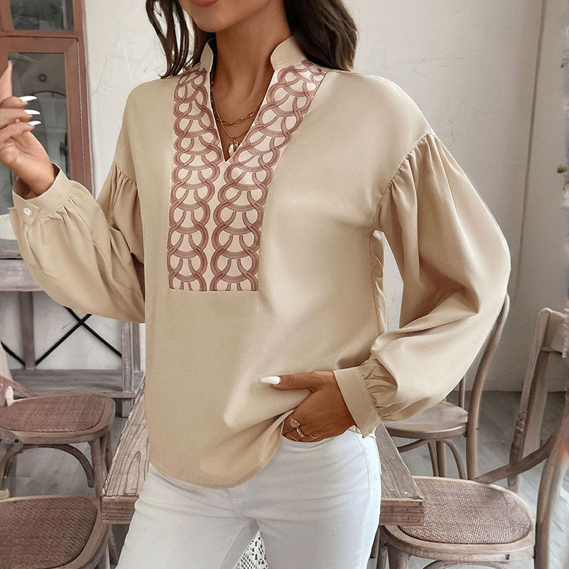 Damen Bluse mit Elegantem Besticktem Ausschnitt