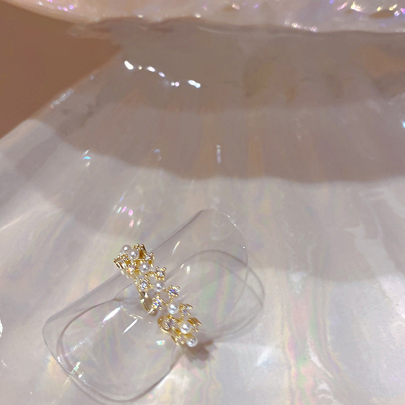 Damen Schmuckring mit funkelnden Kristalldetails Shop Nory