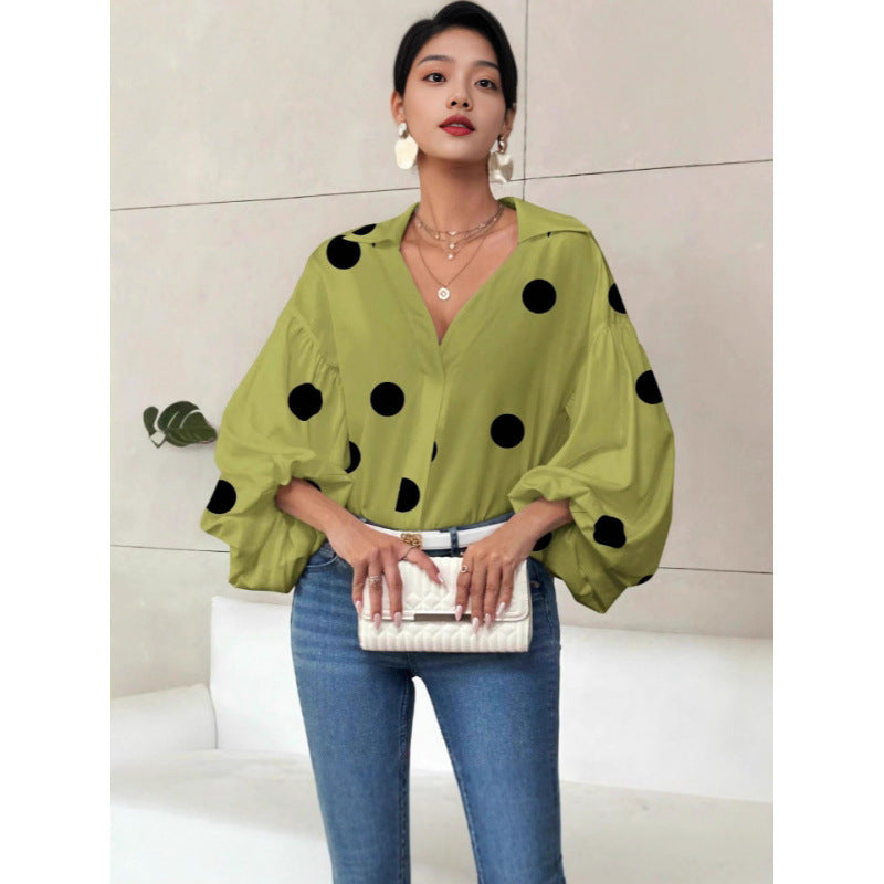 Damen Bluse mit voluminösen Ballonärmeln und elegantem Kragen
