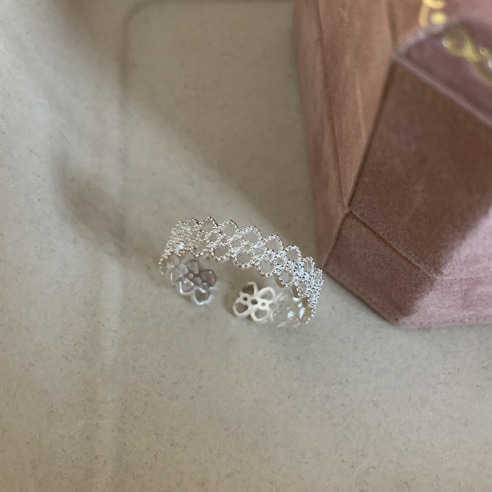 Damen Offener Ring mit floralen Motiven aus hochwertigem Edelstahl Shop Nory