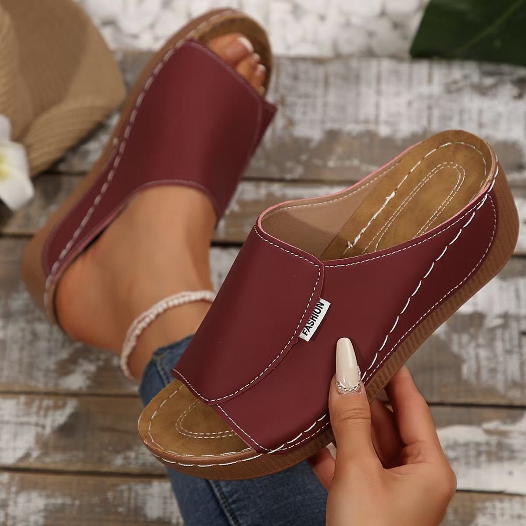 Damen bequeme Clogs mit ergonomischer Fußbett und modischem Riemendesign
