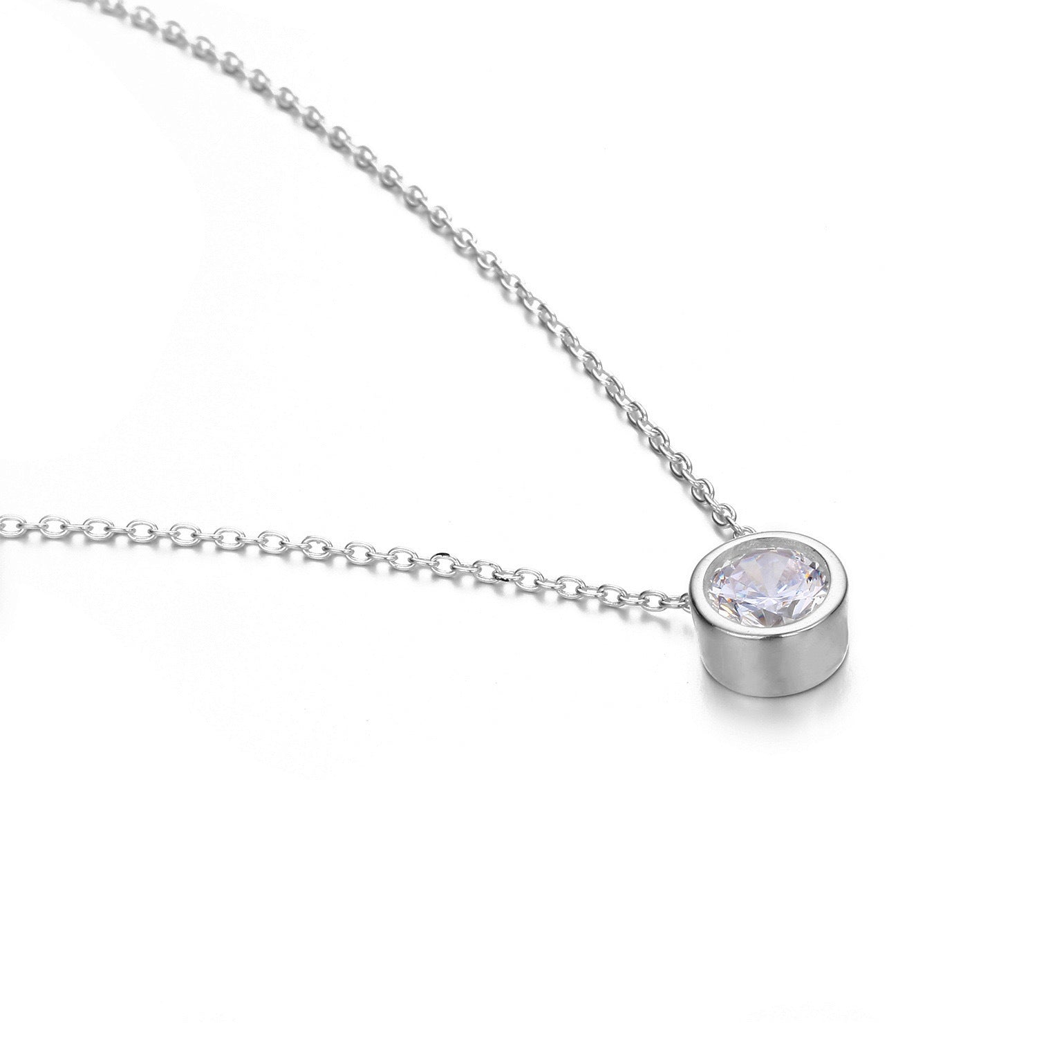 Damen Halskette mit funkelndem Zirkonia-Anhänger in elegantem Design Shop Nory