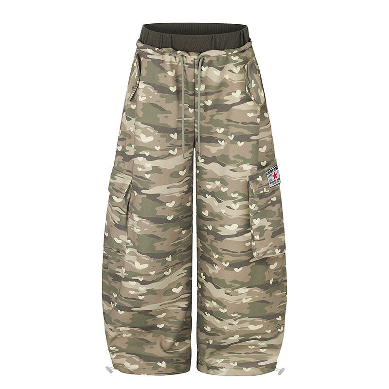 Damen Weite Cargo-Hose mit Herzen-Camouflage, Tunnelzugbund und großzügigen Taschen Shop Nory