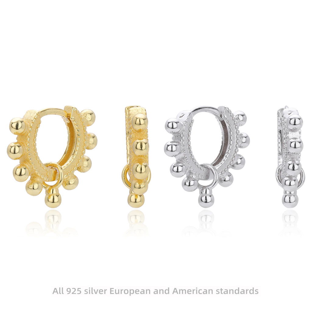 Damen Elegante Ohrstecker mit goldfarbener Oberfläche Shop Nory