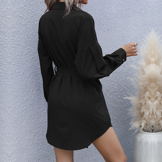 Damen Kurzblusenkleid im Safari-Stil mit Bindegürtel und aufgesetzten Brusttaschen Shop Nory