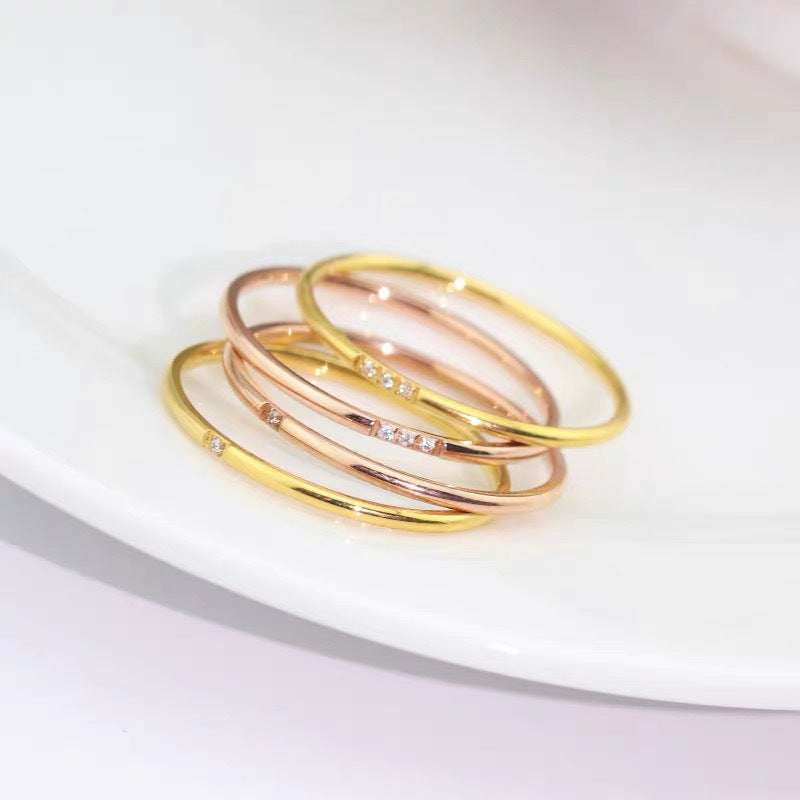 Damen Sterling Silber Minimalistischer Stapelring mit Diamantakzent Shop Nory