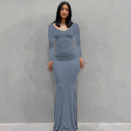 Damen Körperbetontes Maxi‑Jerseykleid mit taillierter Drapierung, langen Ärmeln und ausgestelltem Saum Shop Nory