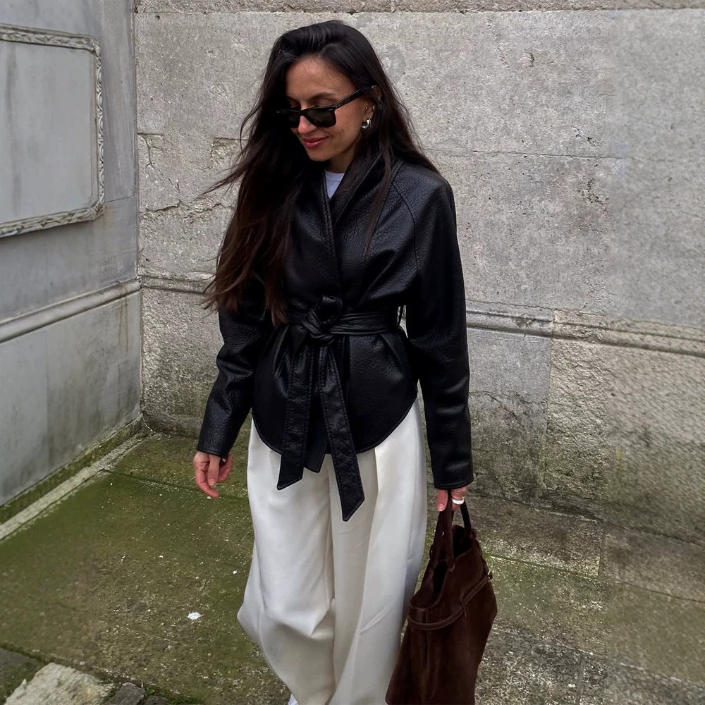 Damen Taillierter Wickel-Blouson aus strukturierter Lederoptik mit Bindegürtel Shop Nory